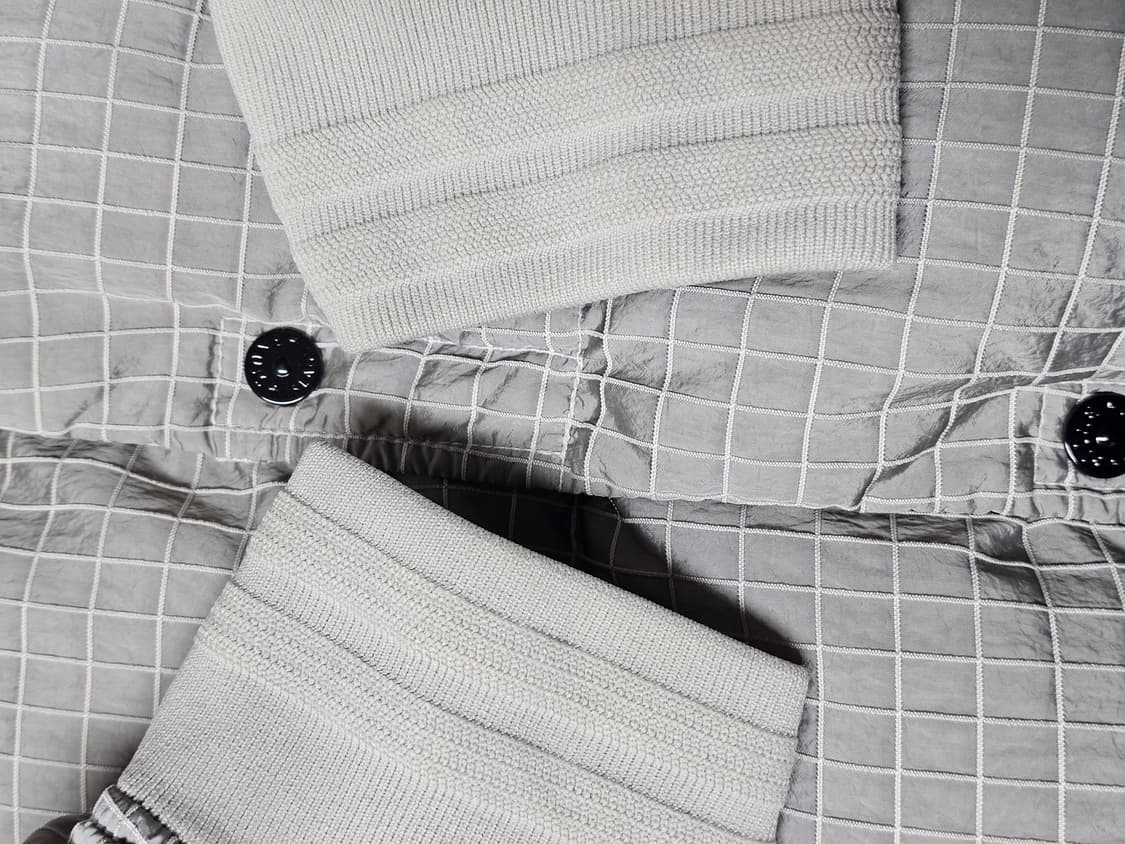 스톤아일랜드 마이크로 립스탁 나일론 메탈 다운 자켓 상품이미지5