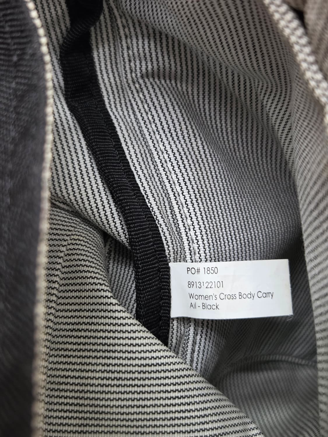 칼하트 크로스 바디백 상품이미지6