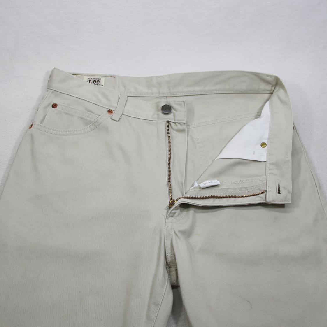 (착용컷) Lee 아이보리 진 (남성용 30) 상품이미지6