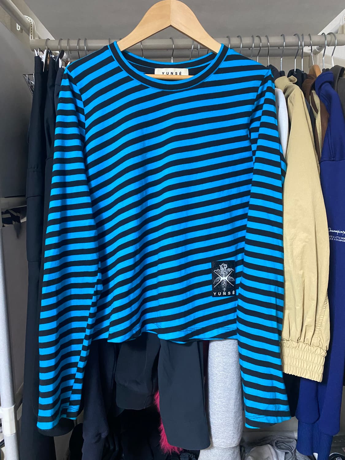 윤세 해치 스트라이프 티셔츠 블루 상품이미지2