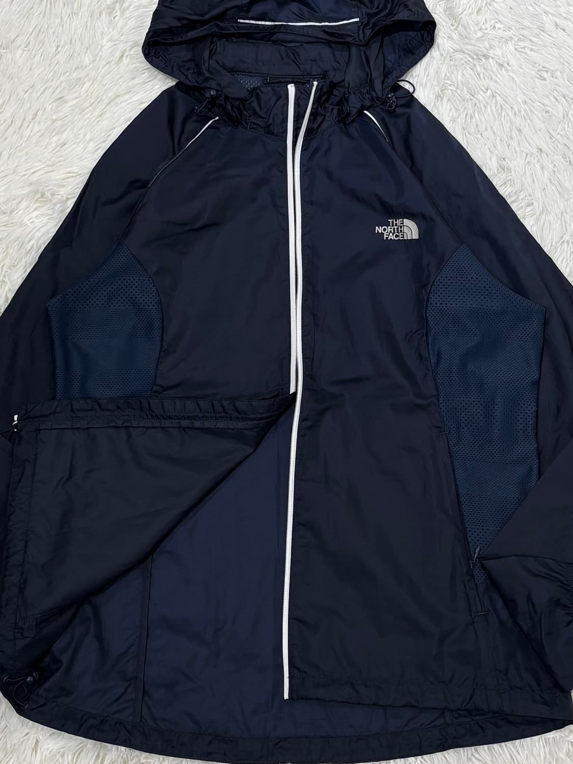 노스페이스 경량 바람막이 상품이미지5