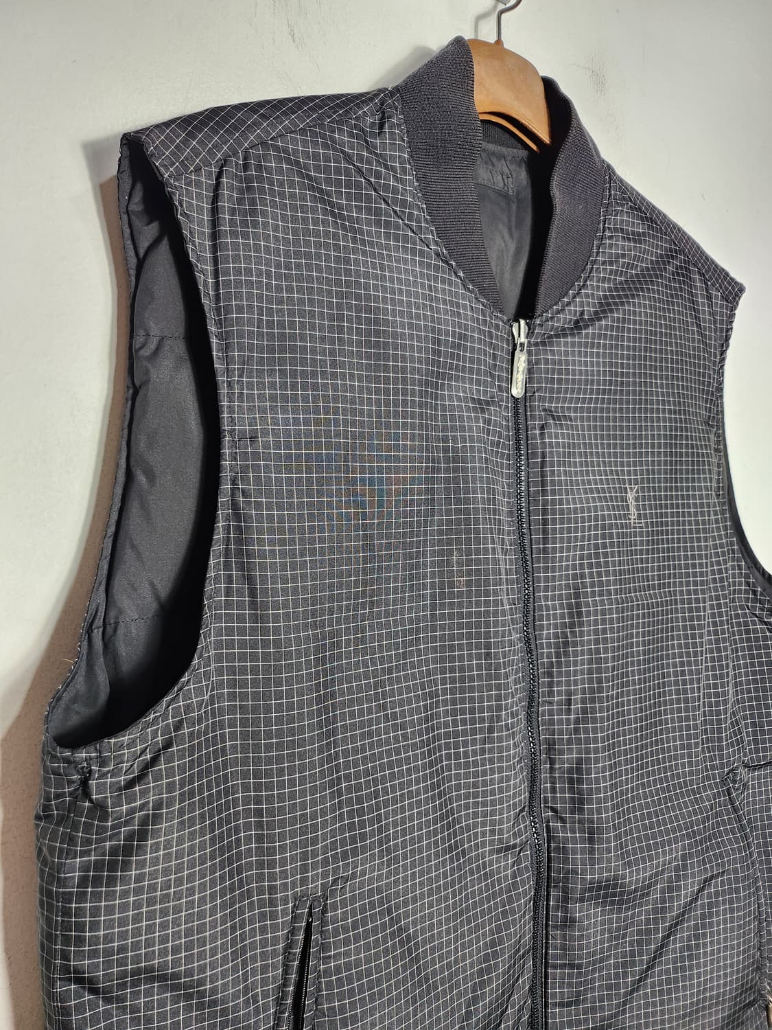 입생로랑 리버시블 패딩 조끼 상품이미지2