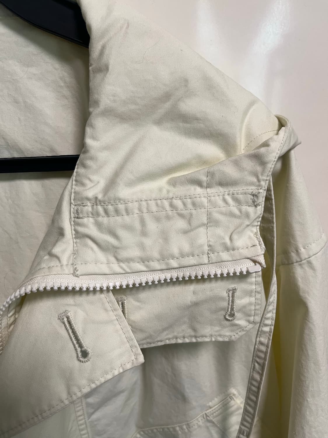 유니클로 U 23SS 릴랙스 자켓 후드 파카 M사이즈 상품이미지2