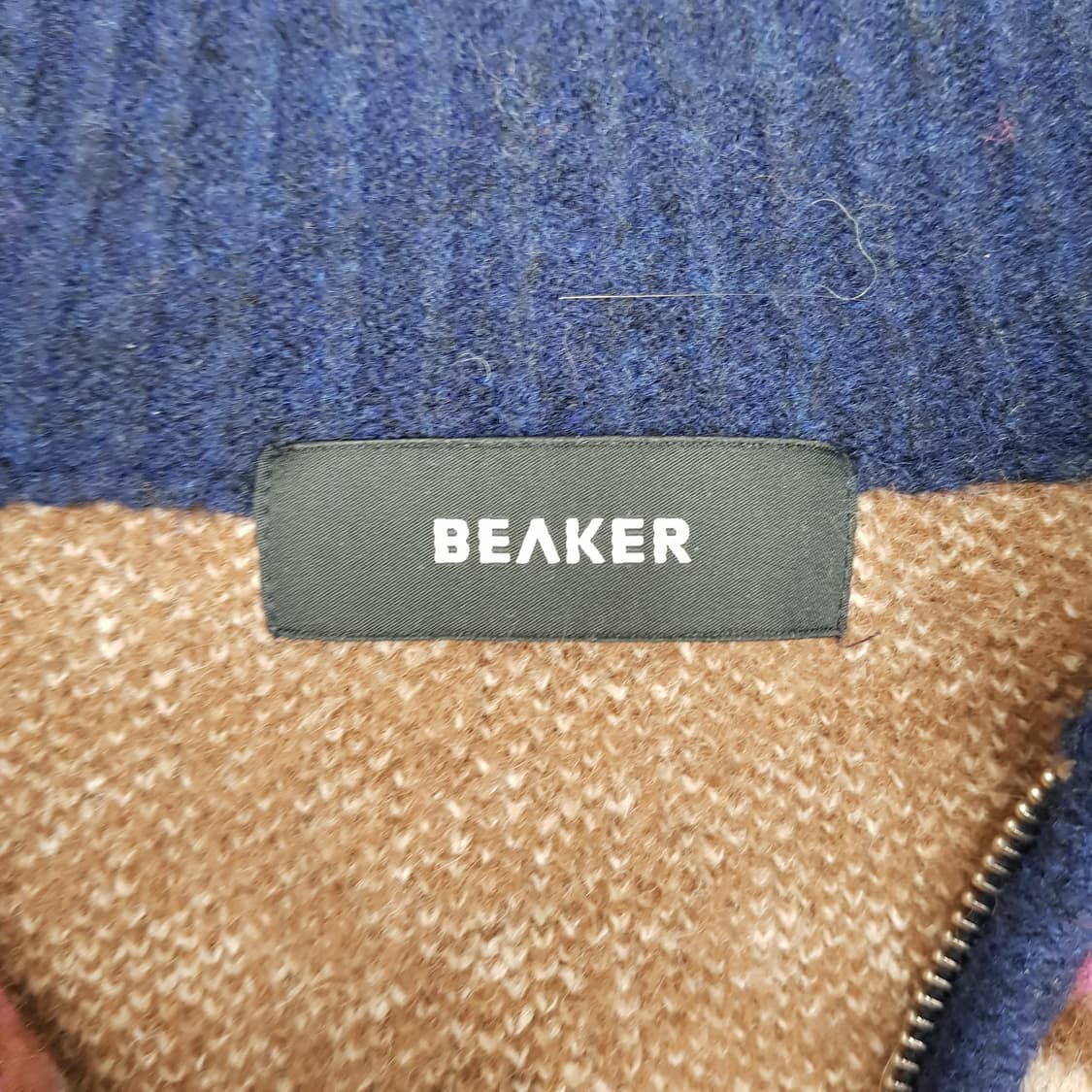 비이커 2024 페어아일 스타 패턴 울 하프집업 니트 1사이즈 상품이미지5