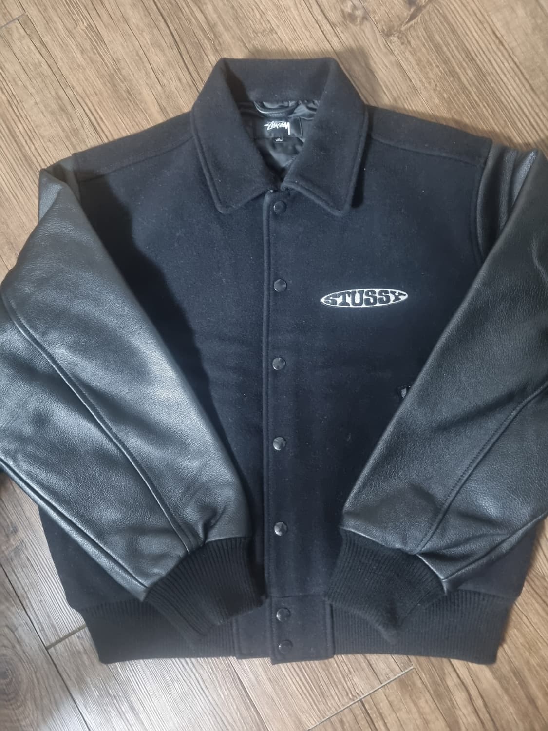 스투시 글로브 바시티 블랙 상품이미지5