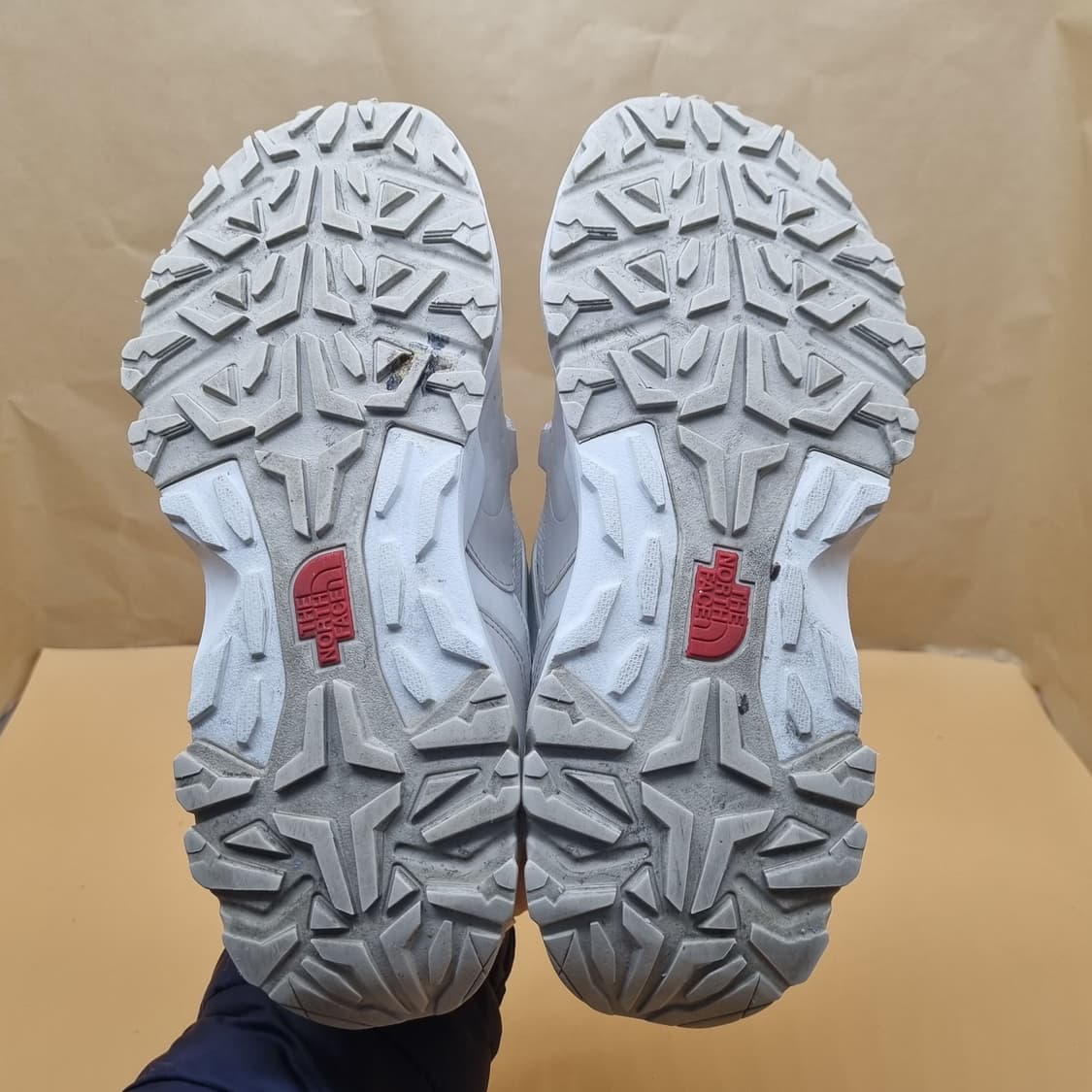 노스페이스 헥사 여성운동화240. 상품이미지3