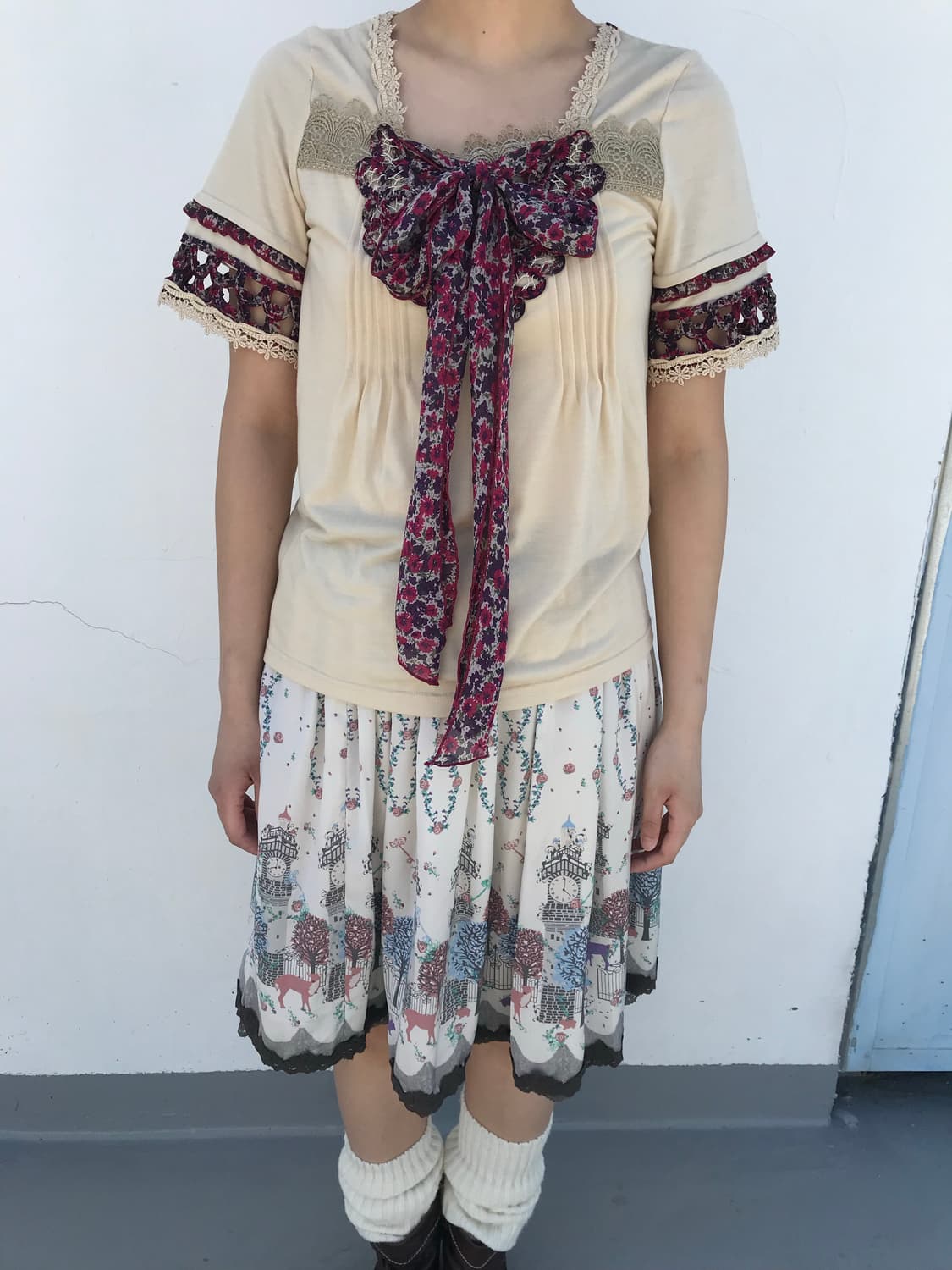 엑시즈팜 라떼갸루 로맨틱 시계탑 스커트 상품이미지3