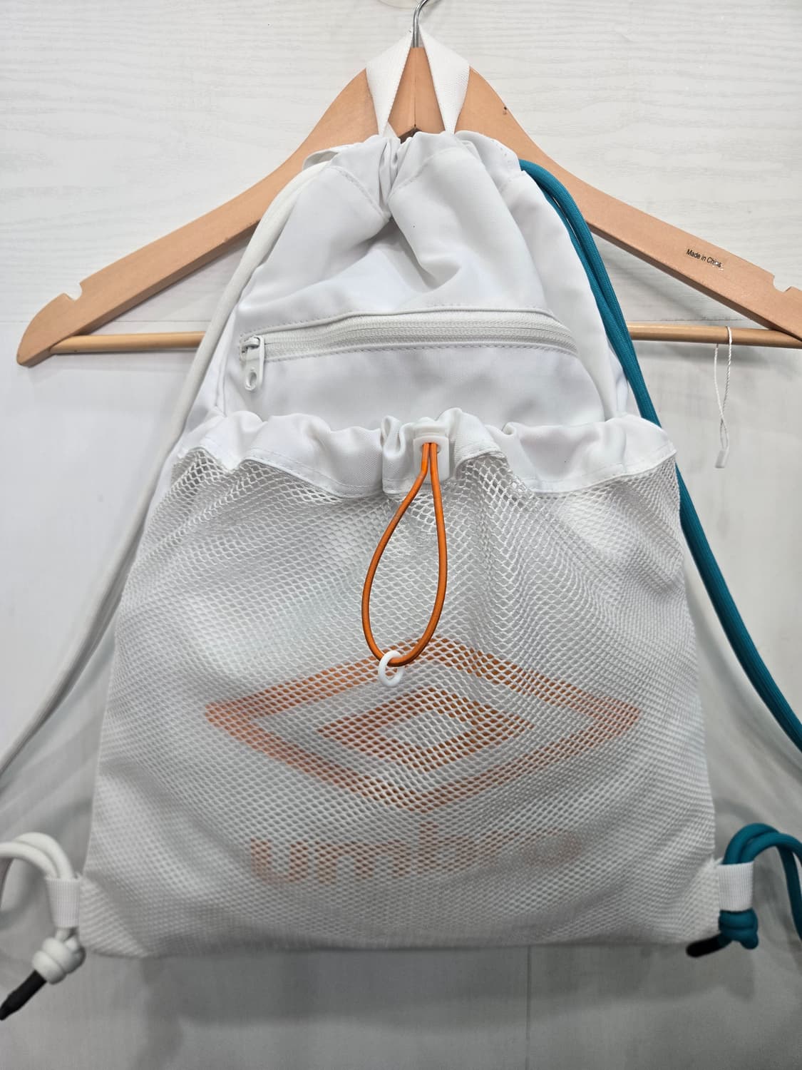 남녀공용 )) UMBRO 엄브로 메쉬 복조리 스트링 백팩 가방! 상품이미지3
