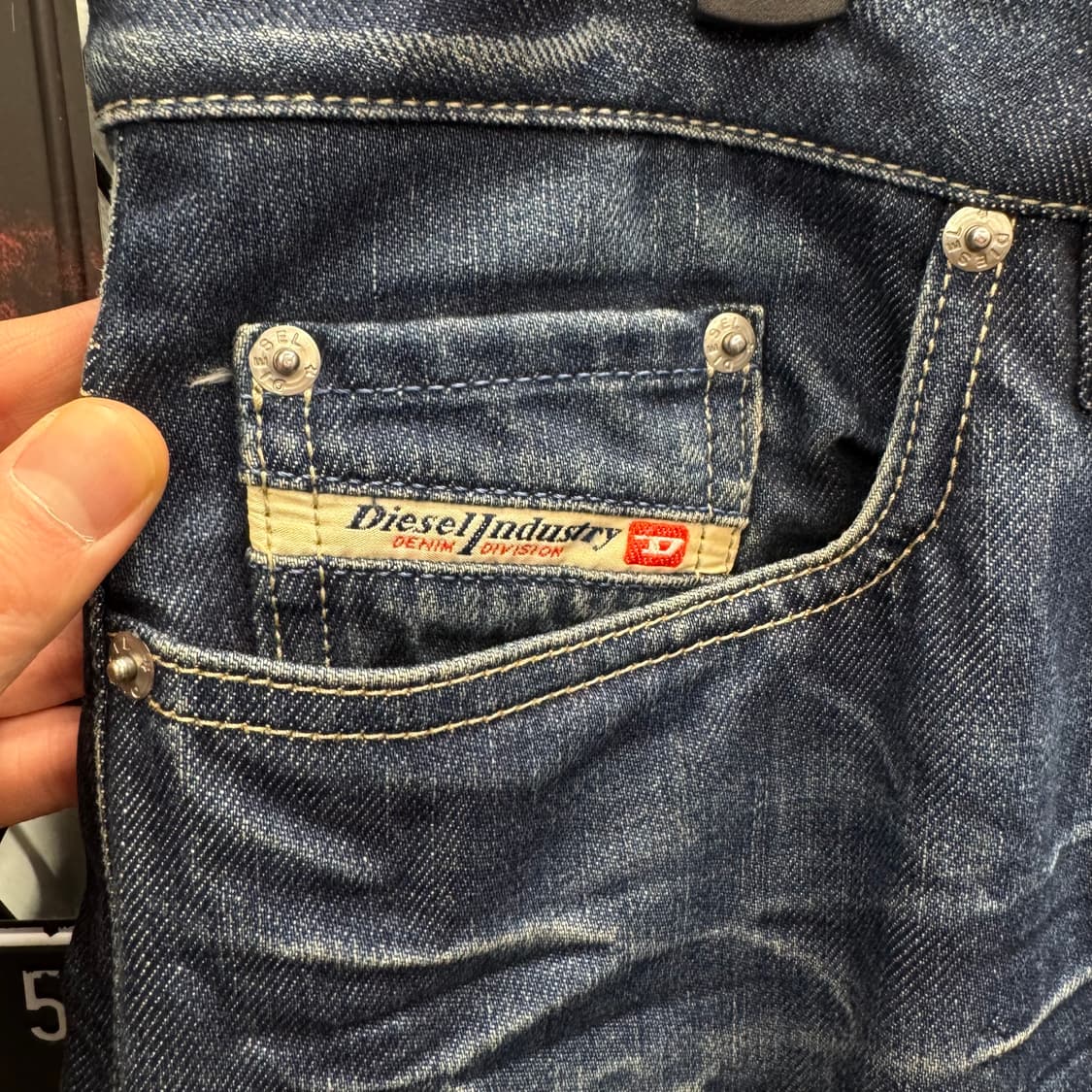 00s 디젤 인더스트리 데님 팬츠 전면 캣워싱 포인트 중청 상품이미지5