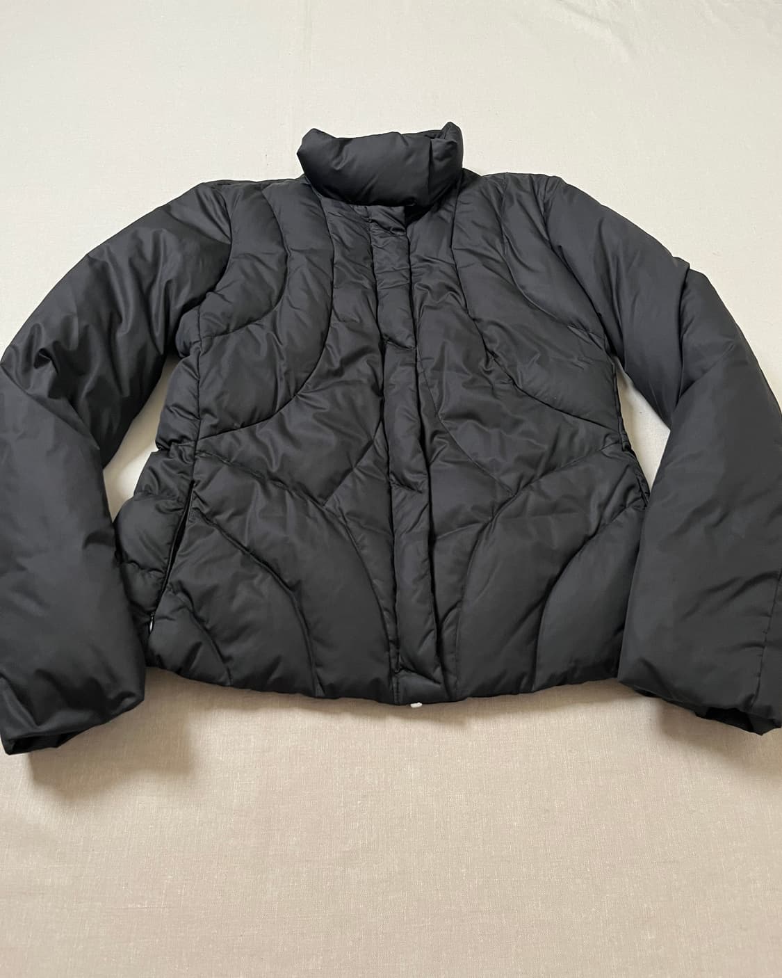 알마니 커브 퀼팅자켓 emporio armani puffer 패딩 상품이미지4