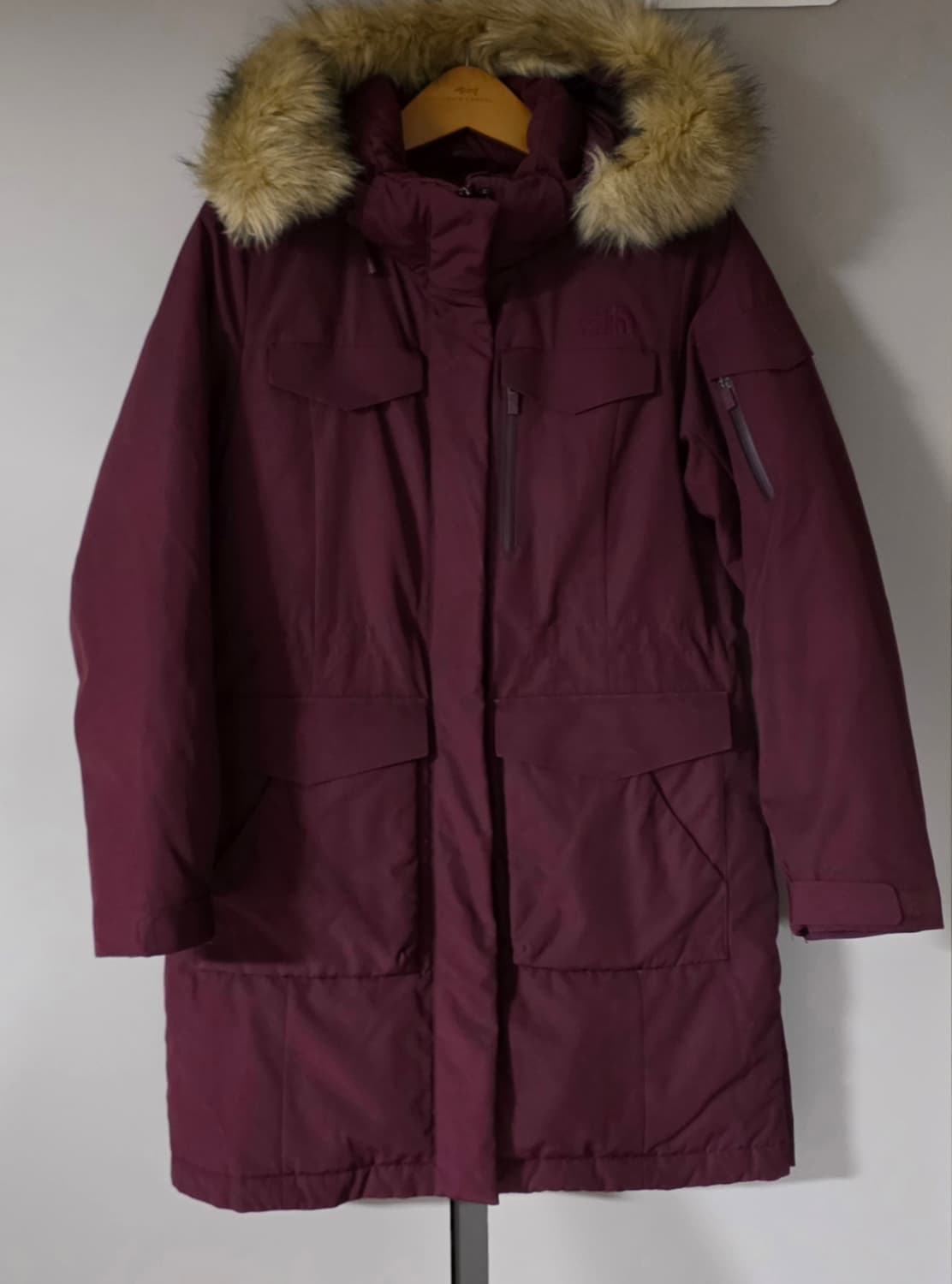 노스페이스 화이트라벨  
여성 강소라 구스다운 뉴그랜트 다운파카. 상품이미지3