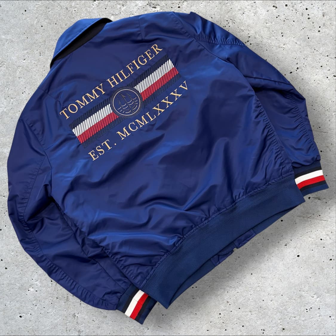 [M] 타미힐피거 빅로고 자수 봄버 자켓 네이비 D798 상품이미지1