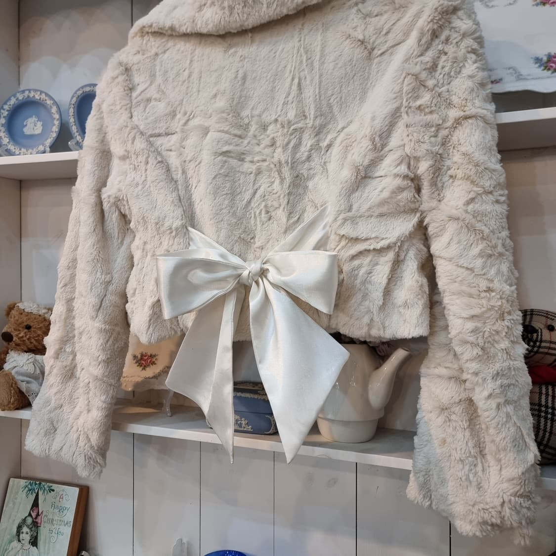 화이트 퍼 리본 크롭 자켓 상품이미지5