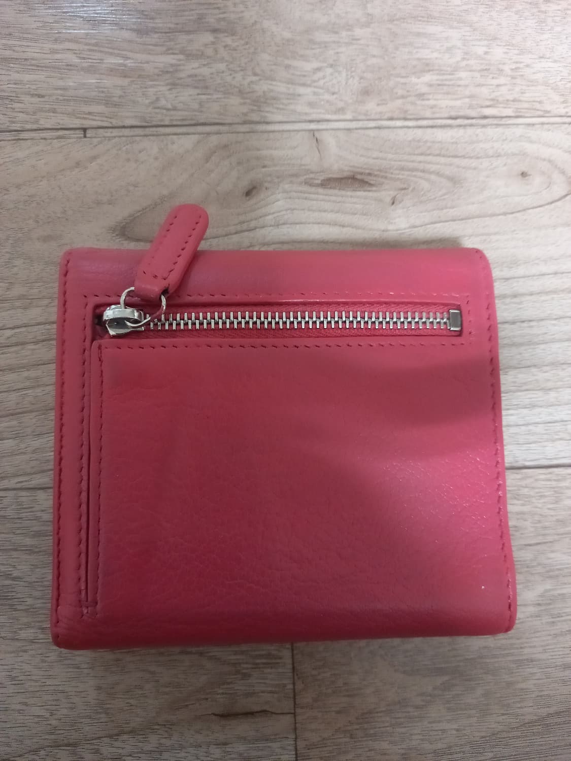 샤넬 럭키 크로바 반지갑 상품이미지2