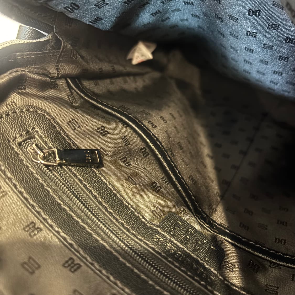 정품 닥스 체크 크로스백     상품이미지9