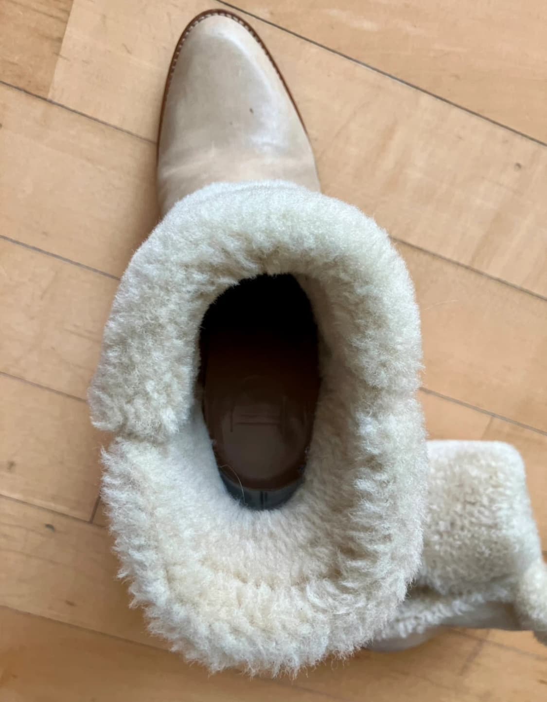 디올 Dior 퍼 트리밍 앵클 부츠 상품이미지5