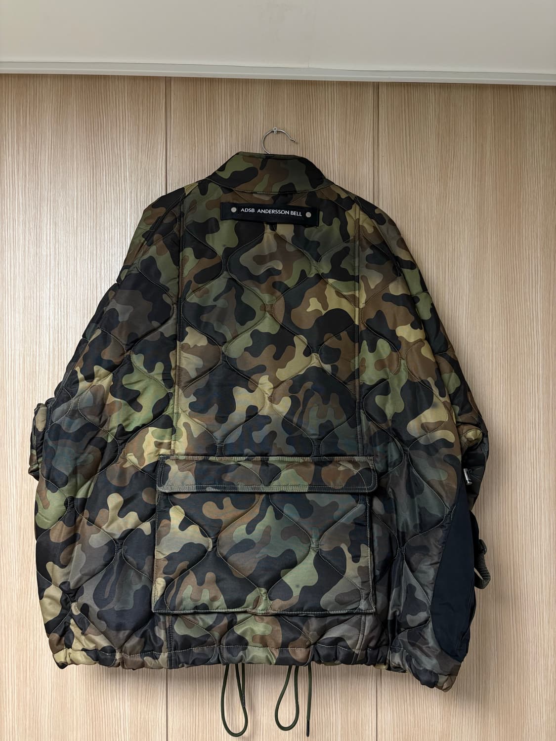 앤더슨벨 멀티 포켓 카모플라쥬 퀼티드 점퍼 상품이미지2