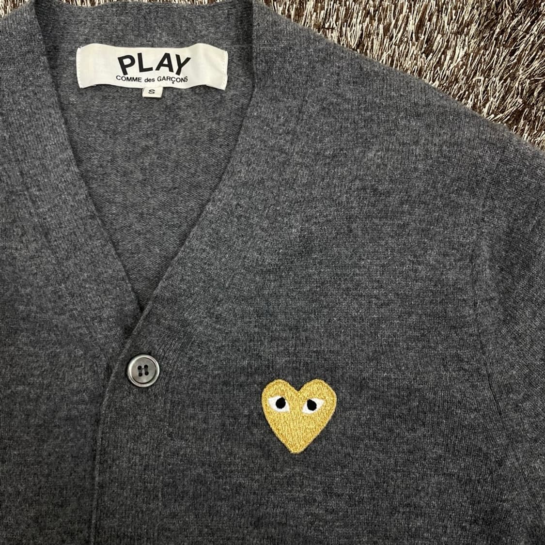 꼼데가르송 그레이 골드 하트 니트 가디건 S 상품이미지3