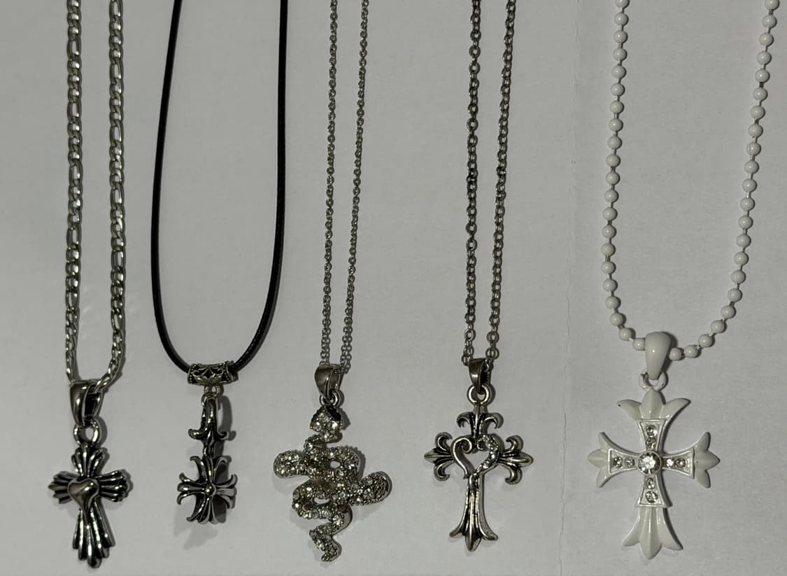 빈티지 크롬깔 뱀 십자가 큐빅 목걸이 상품이미지1