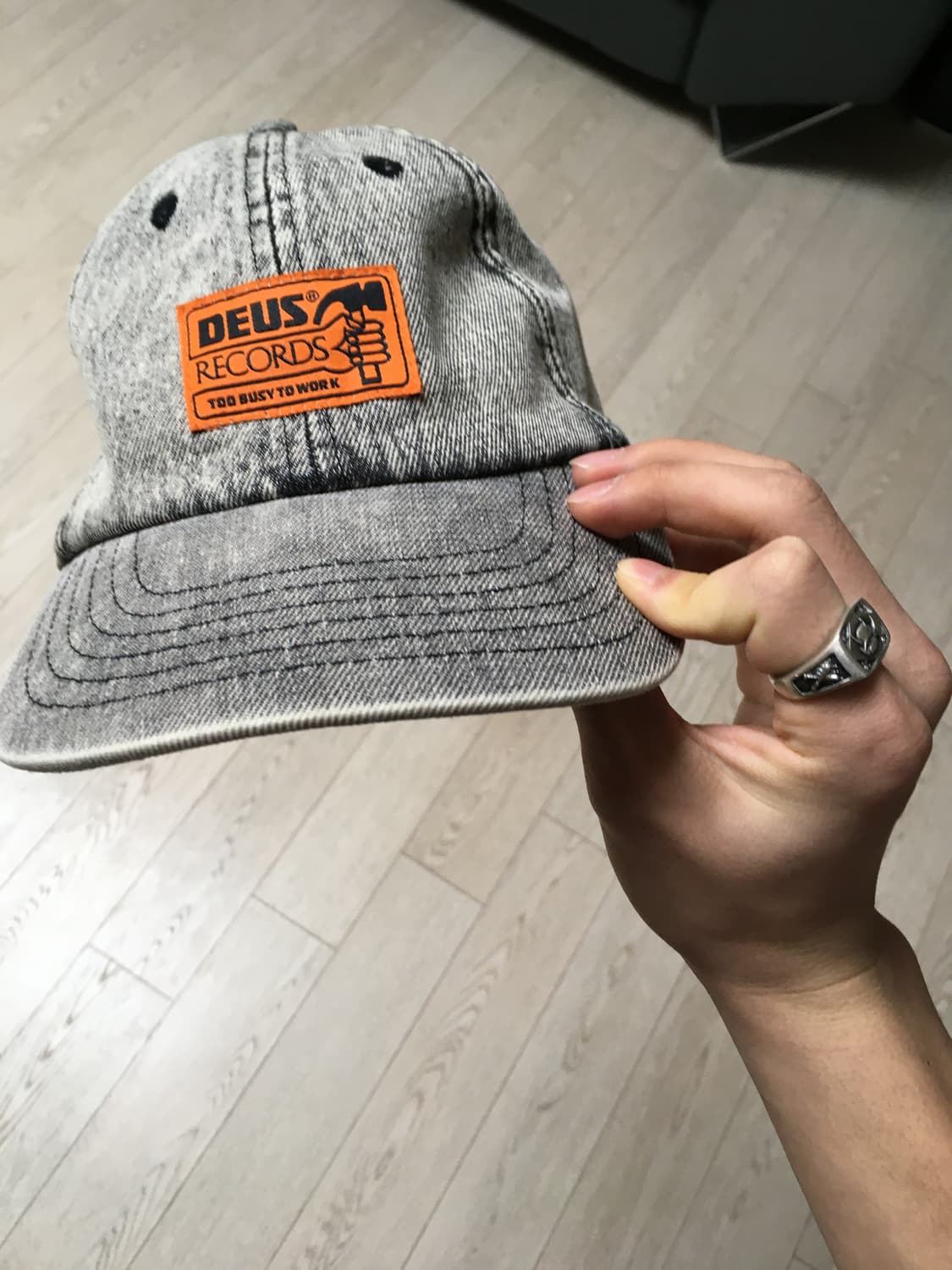 데우스 볼캡 새상품 (라이즈 원빈 착용 ,데이식스 영케이 착용) 상품이미지5