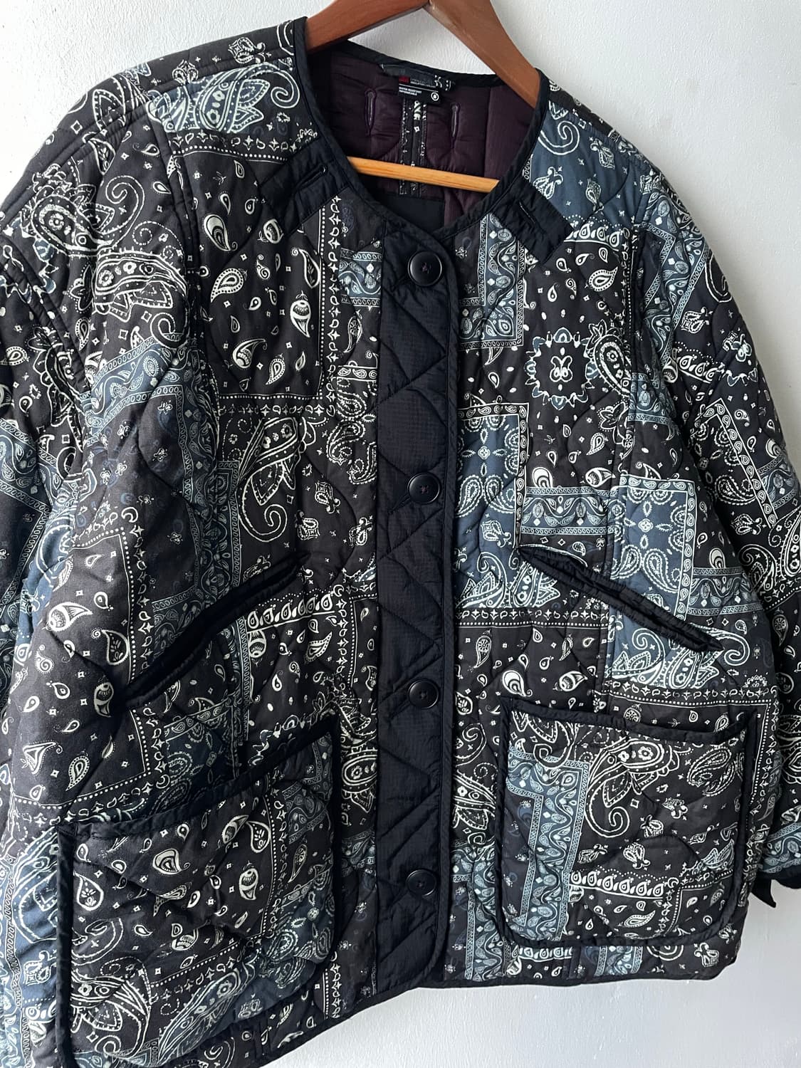 비이커 반다나 패턴 점퍼 상품이미지3