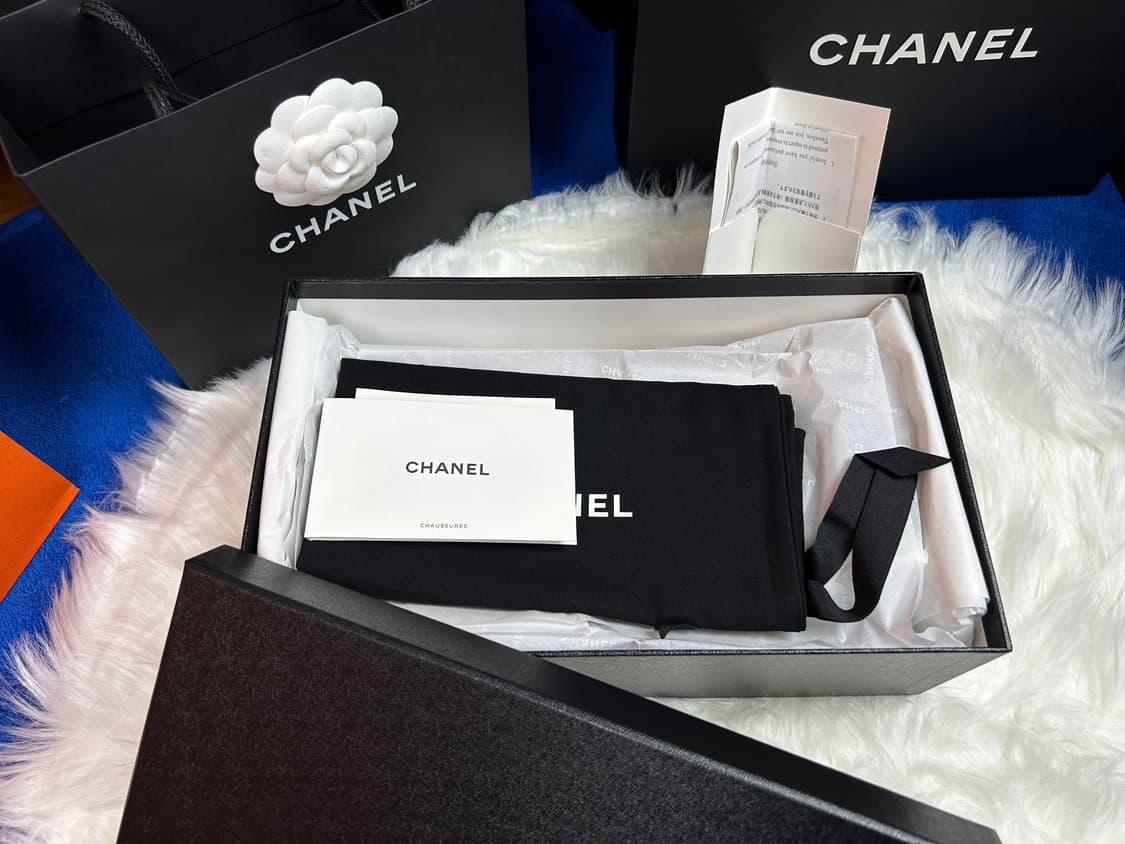 샤넬 투톤플랫 36.5 상품이미지3