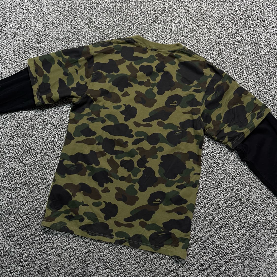 Name :  베이프 퍼스트 카모 미드로고 레이어드 롱슬리브 :)  상품이미지4