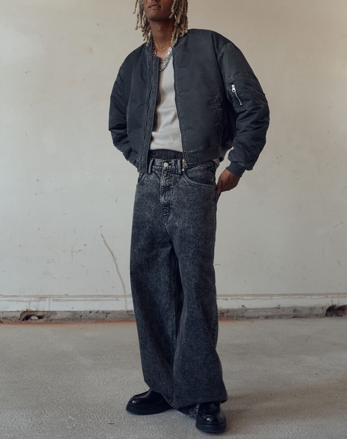 H&M 오버사이즈 핏 워싱 보머 재킷 상품이미지1