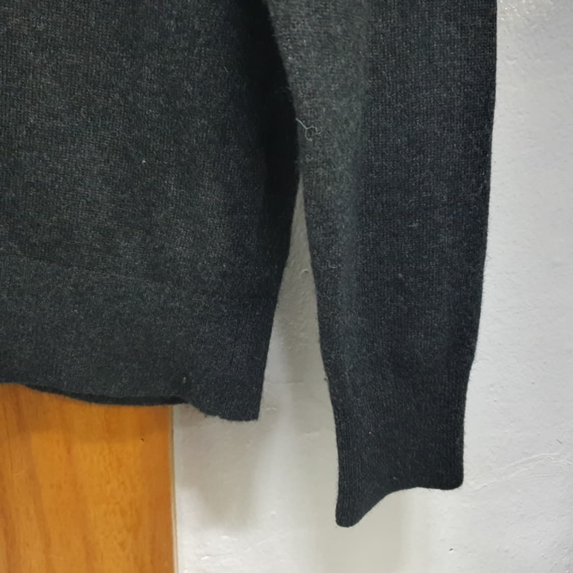 타미힐피거 울 캐시미어 혼방 니트(100) 상품이미지3