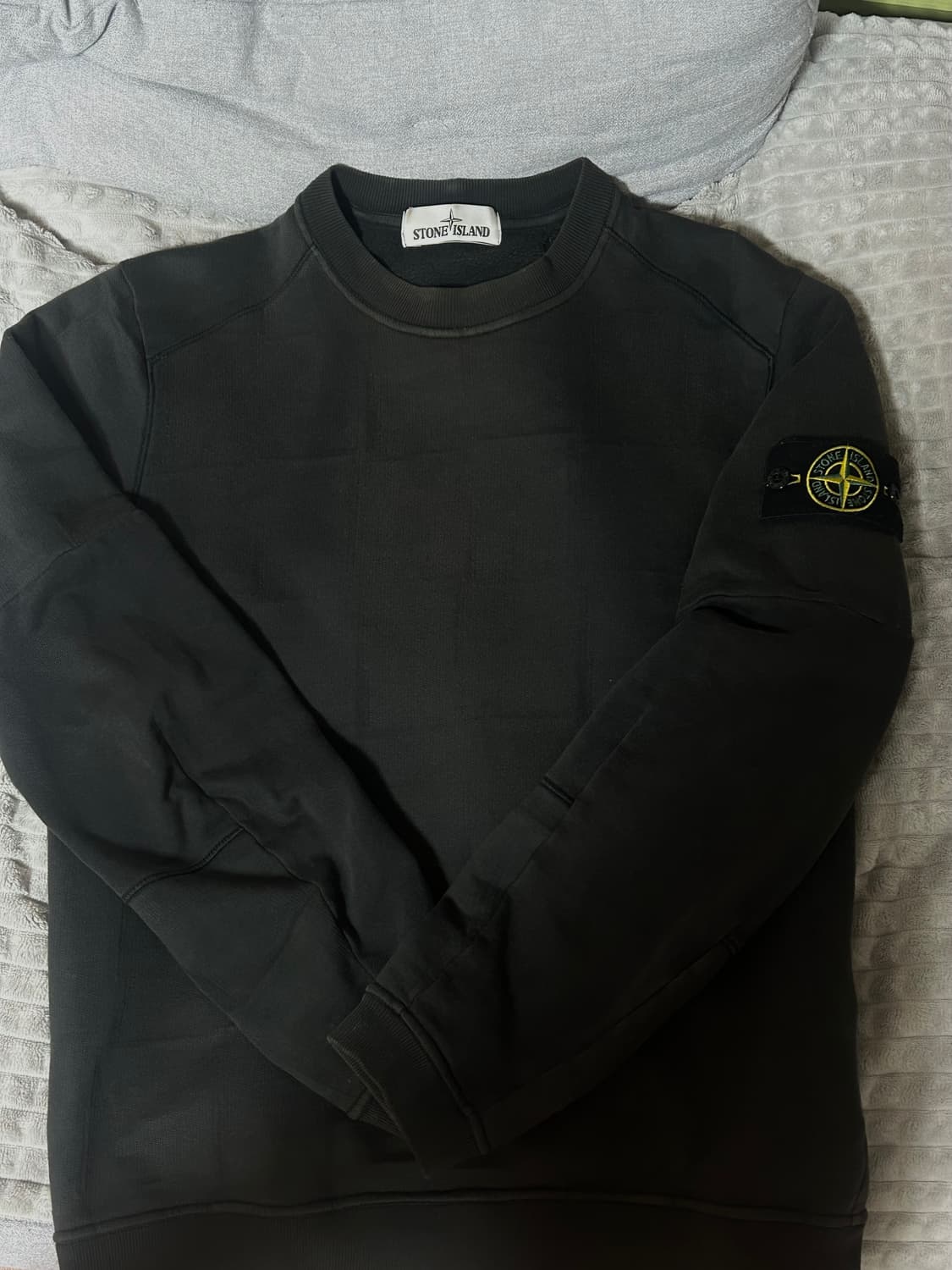 정품 스톤아일랜드 차콜 기모 맨투맨 s 상품이미지6