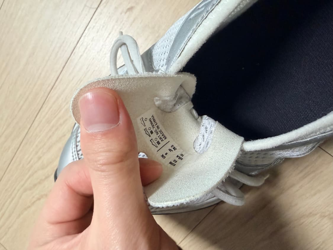 발렌시아가 서킷 화이트실버 스니커즈 43 상품이미지5