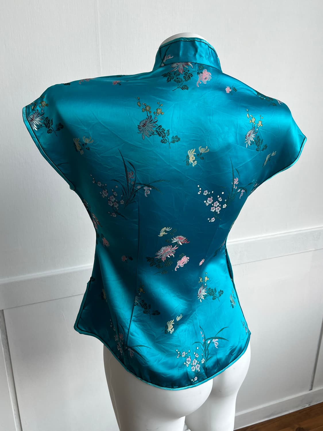 아오자이 라글란 실크 탑 상품이미지4