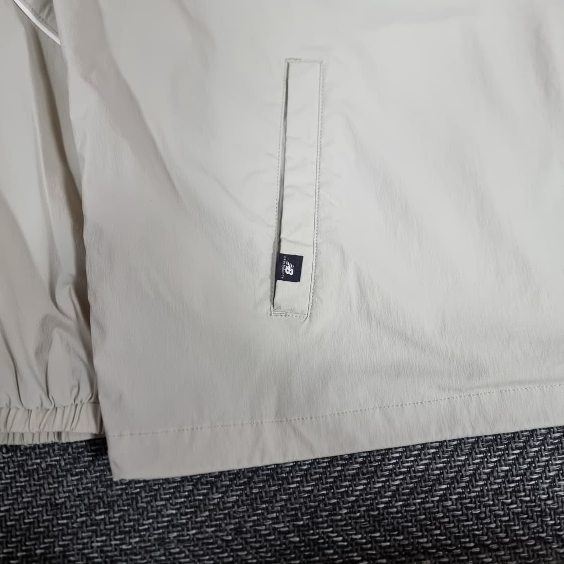 뉴발란스 베이지 아노락 트레이닝 상품이미지6