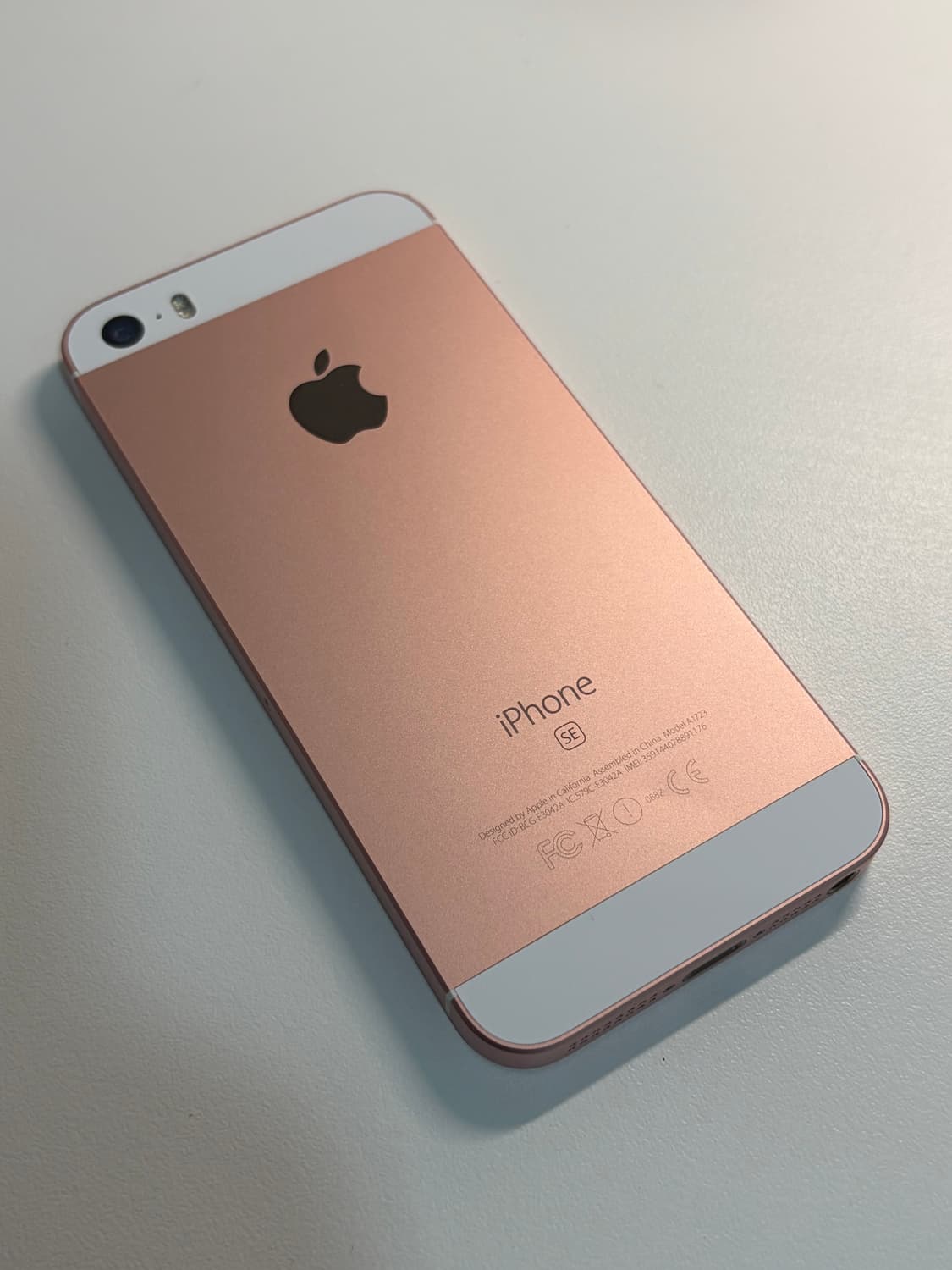 아이폰 SE 핑크 64기가 #1176 (5월6일 배송) 상품이미지4