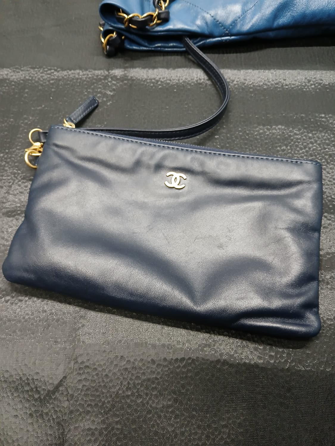 샤넬 22뱩 미디움 AS3261 상품이미지9