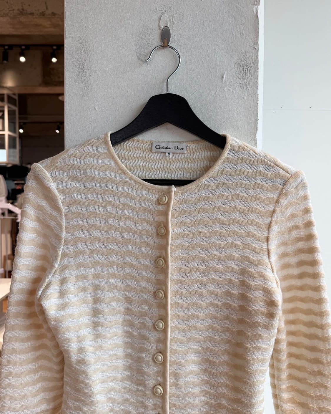 크리스찬 디올 베이지 웨이브패턴 가디건  상품이미지3