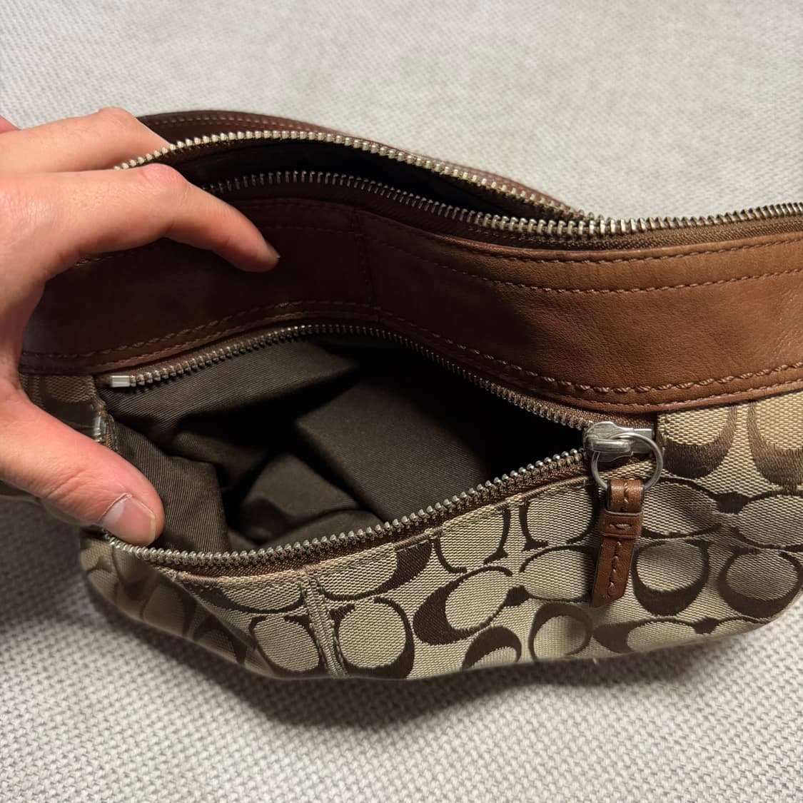 코치(COACH) 시그니처 호보백 상품이미지5