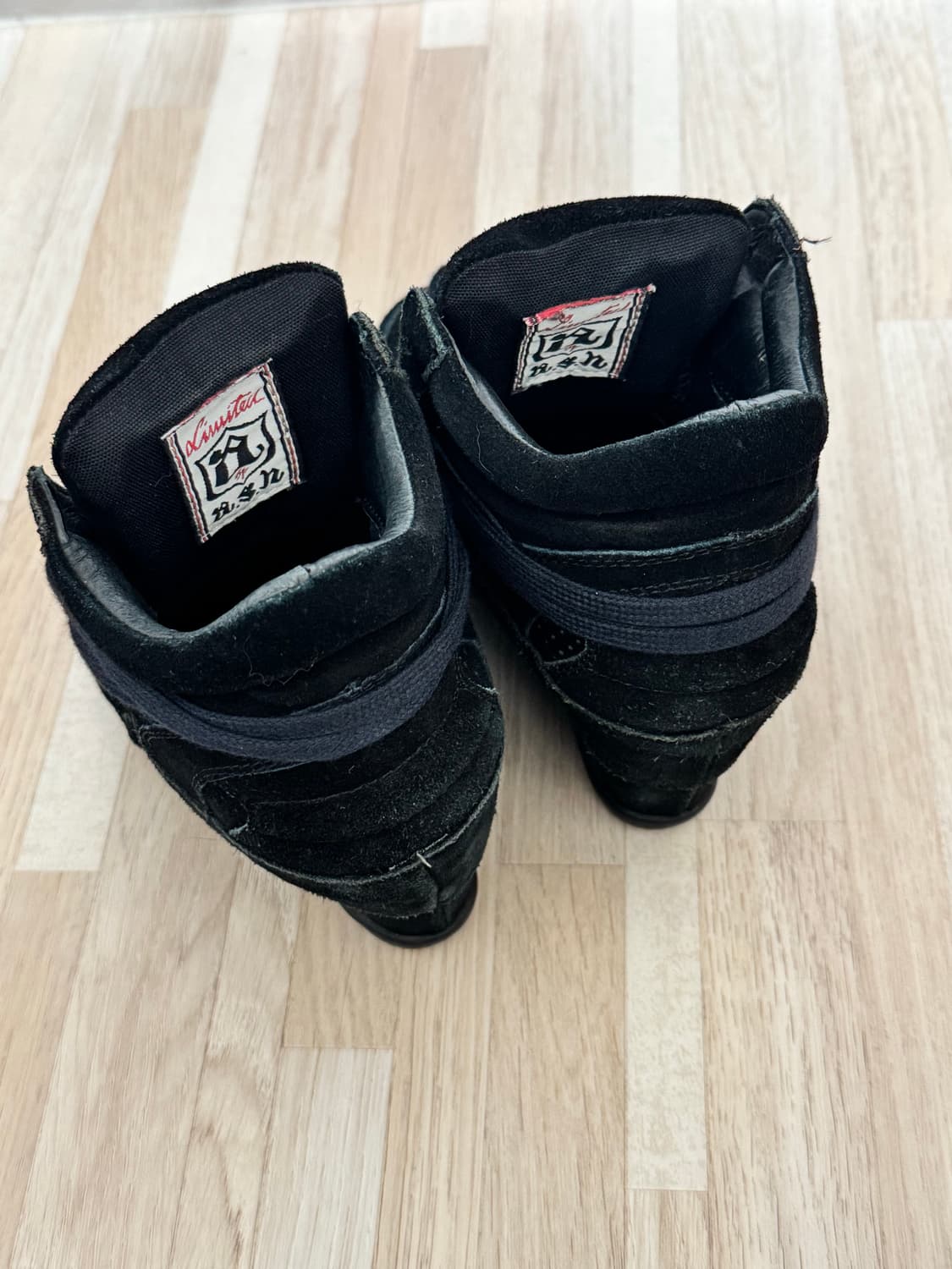 Ash hidden wedge black suede 상품이미지2