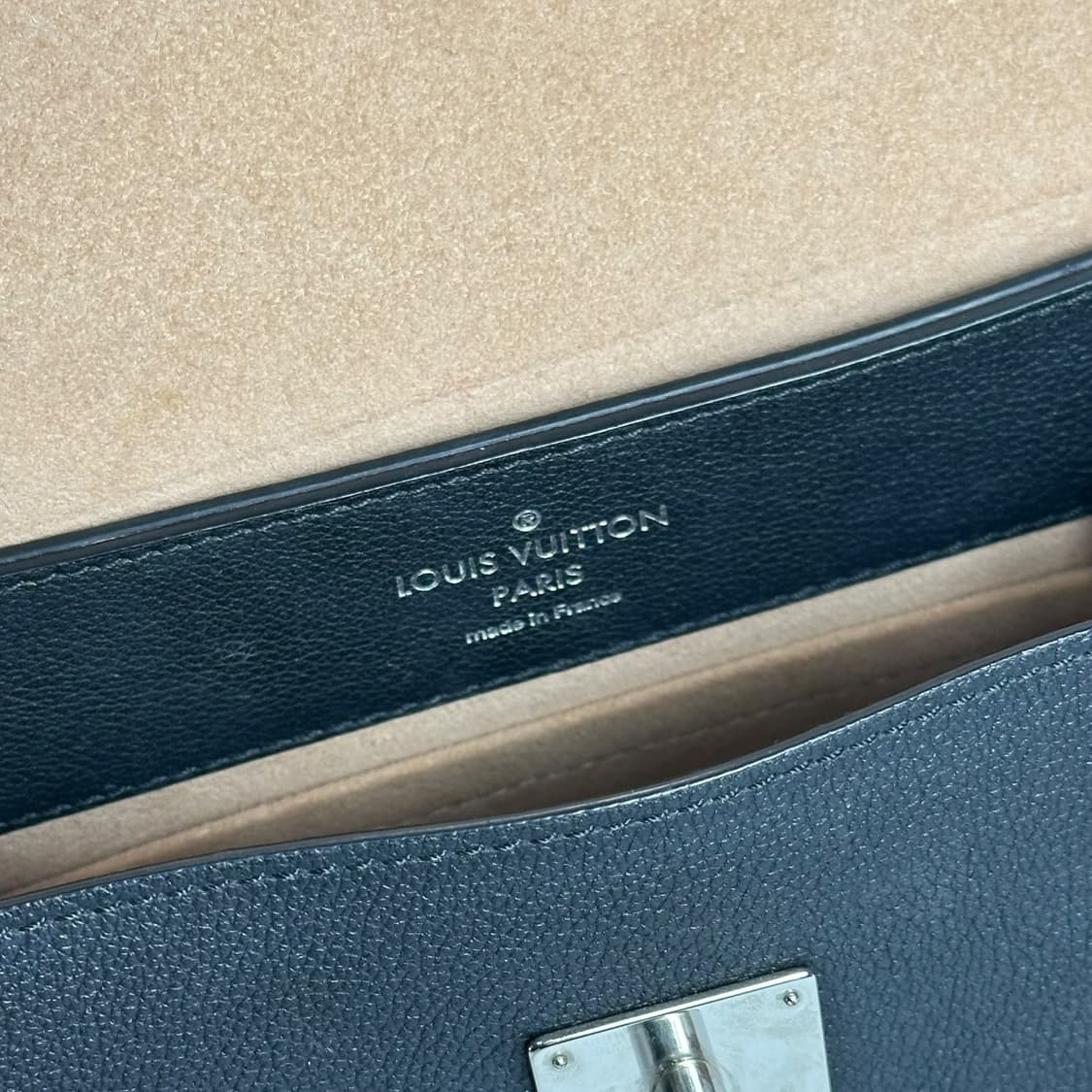 루이비통 락미 에버 BB 탑핸들 크로스백 상품이미지8