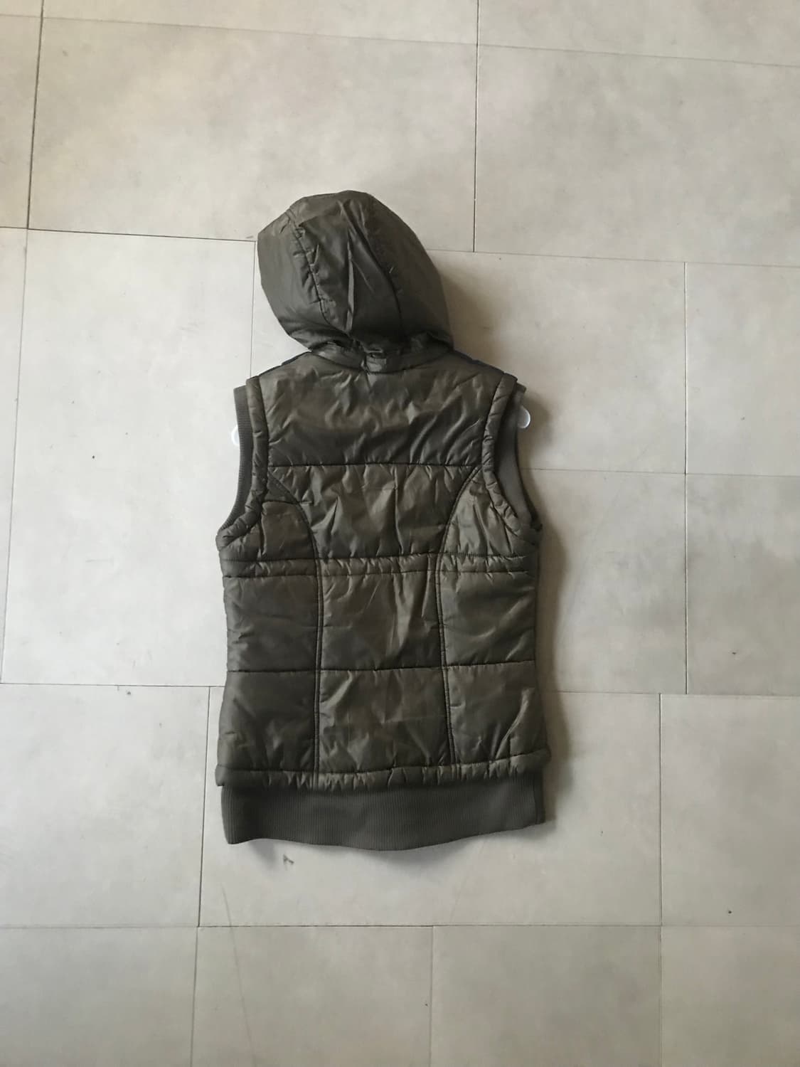 아디다스 카키 패딩조끼 상품이미지7