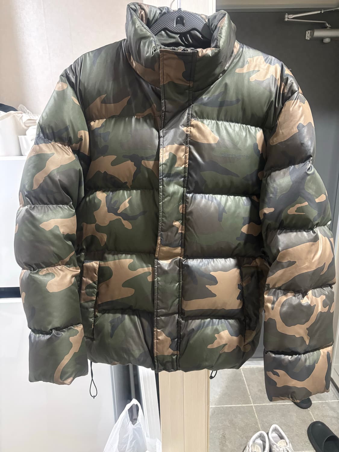 칼하트 카모 구스다운 패딩 m 상품이미지1