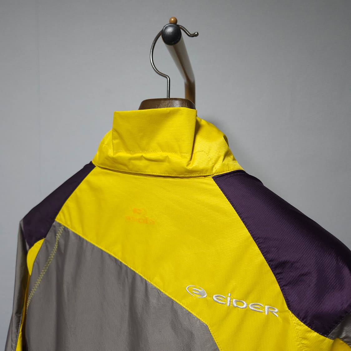 XL ) 아이더 여성 아웃도어 바람막이  상품이미지4