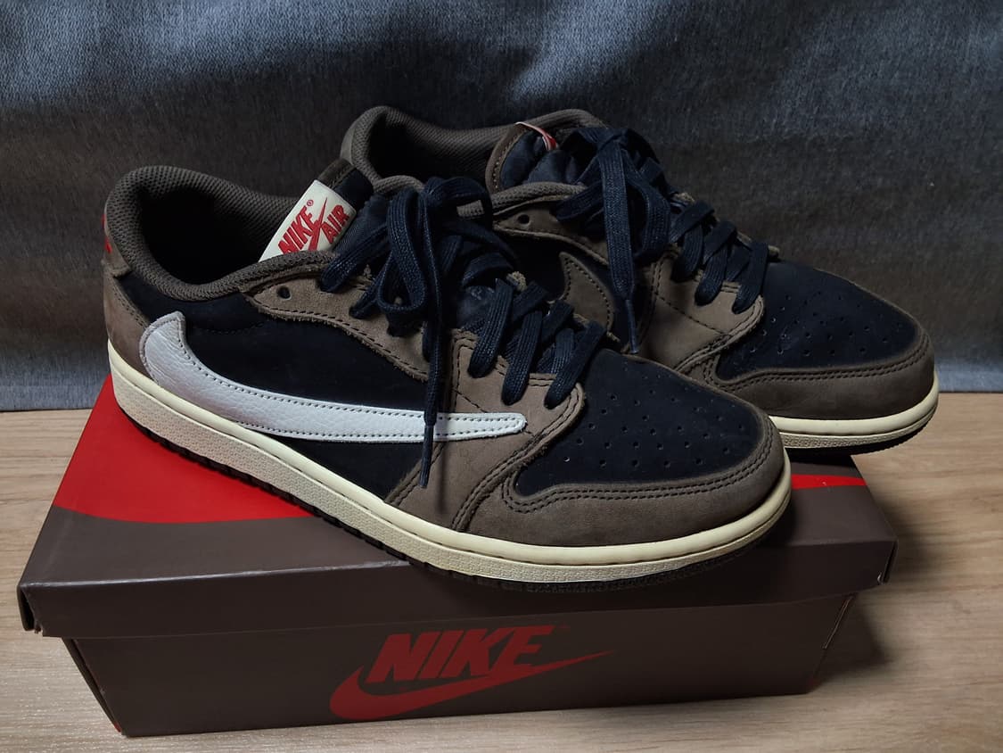 나이키 트래비스 스캇 다크모카 OG SP 상품이미지2