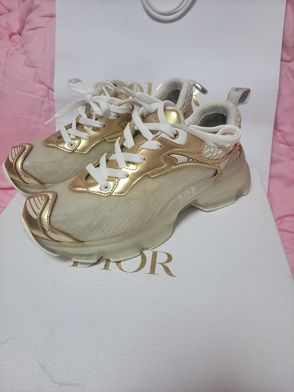 정품)급처명품세탁완료상태좋음!디올 바이브 수지 스니커즈 운동화 골드 상품이미지3