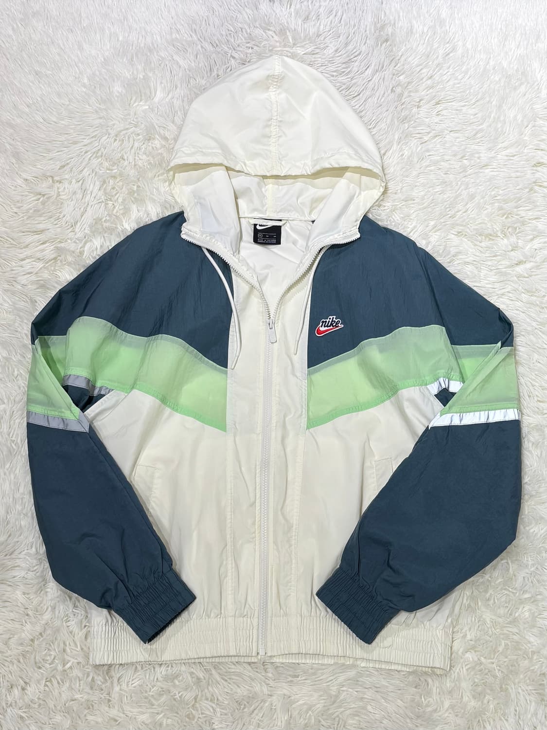 나이키 배색 스우시 바람막이 상품이미지4