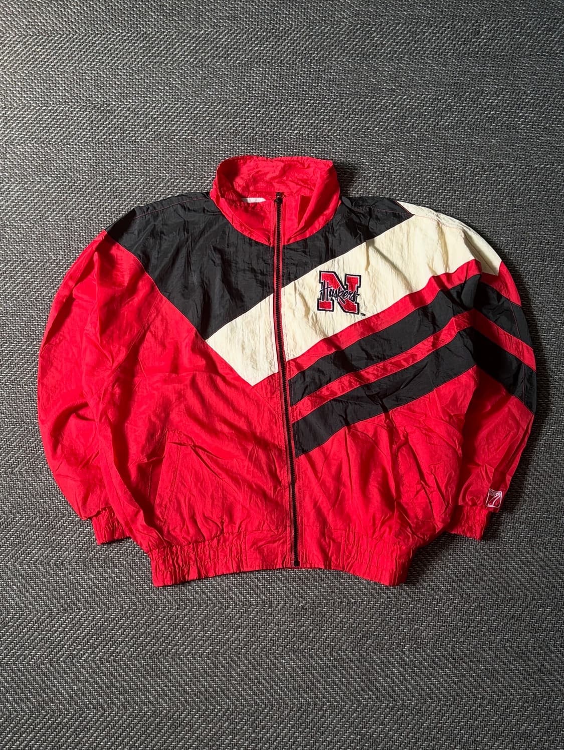 90s LOGO7 네브래스카 허스커스 바람막이 자켓 (105) 상품이미지1