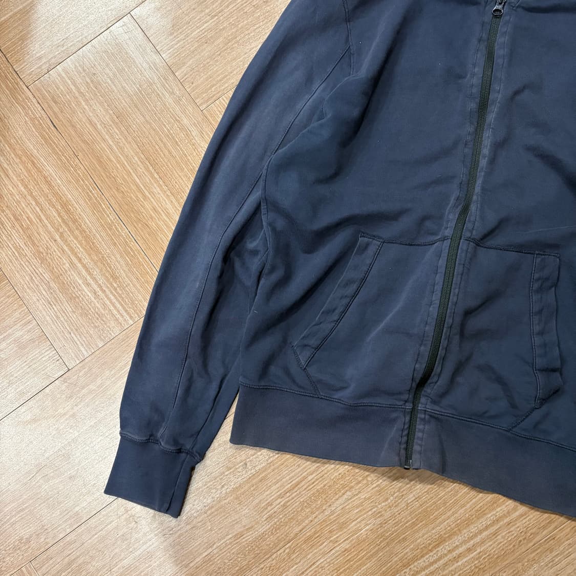 씨피컴퍼니 고글 후드집업 상품이미지5