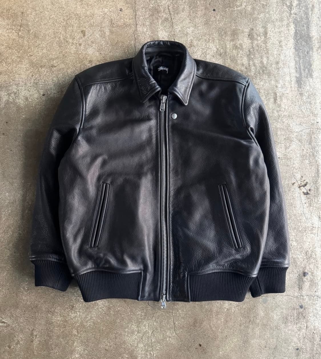 스투시 레더 플라이트 자켓 24fw L 판매 상품이미지7