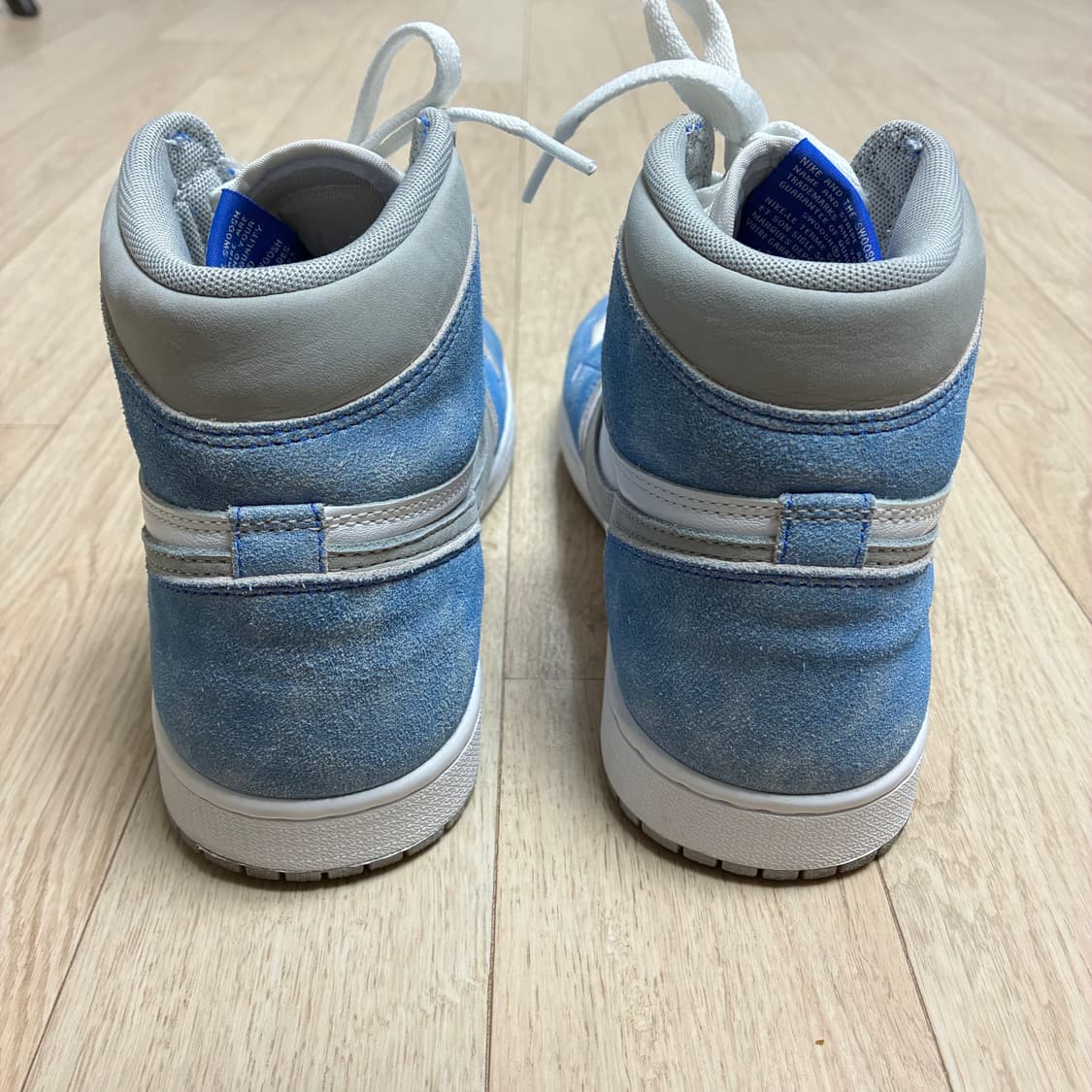 [새상품급] 조던 1 레트로 하이 OG 하이퍼 로얄 (260) 상품이미지5