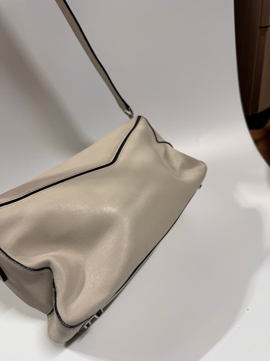 분크 오르빗 아이보리 숄더백 상품이미지4